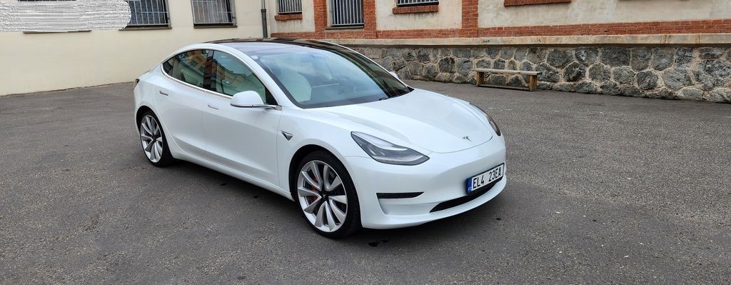 Tesla Model 3, PERFOMANCE 4x4 —AWD-43 TIS-95,7% SOH - 3