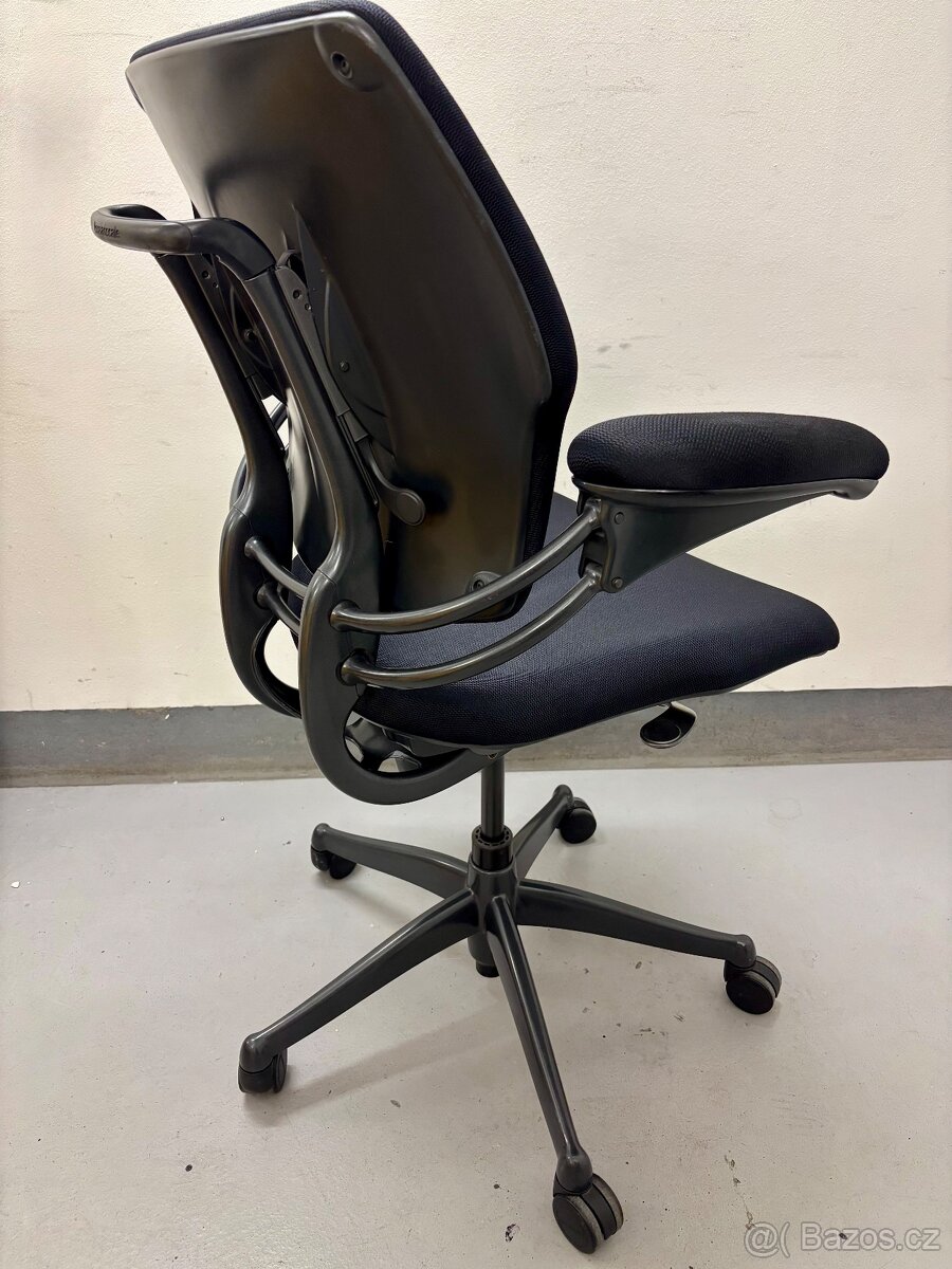 Kancelářská židle Humanscale Freedom - 3