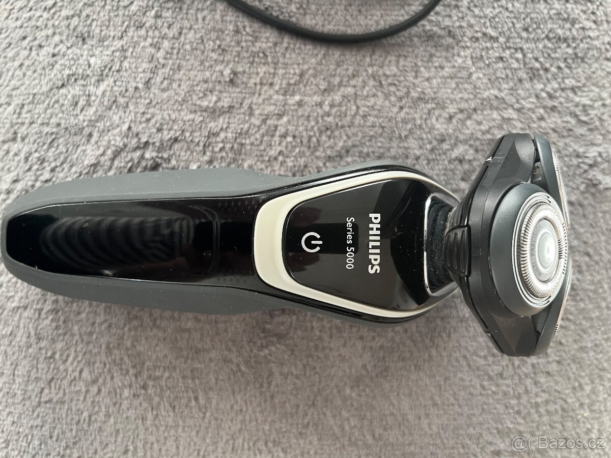 Prodám holicí strojek Philips. - 3