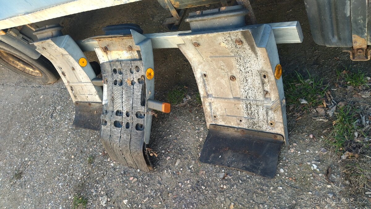 Blatníky Iveco Eurocargo - 3