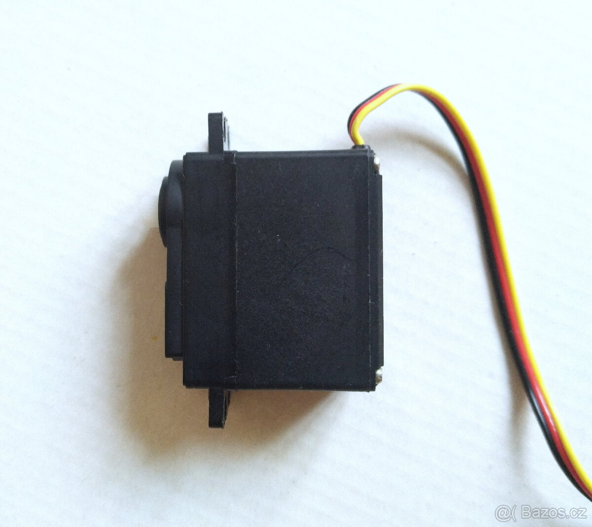 Servo Hitec HS-311 Standard pro RC modely - 3