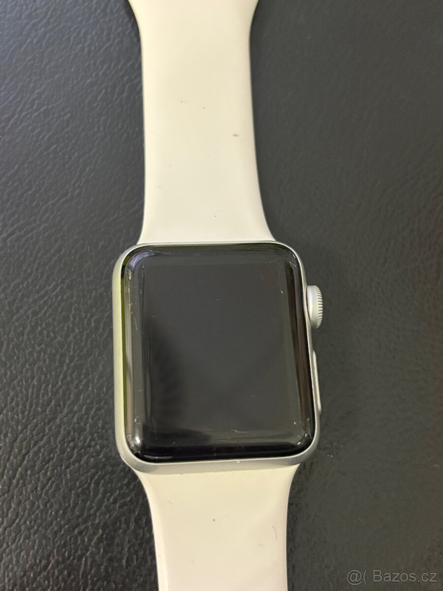 Apple Watch Series 3 38 mm - stříbrná - 3