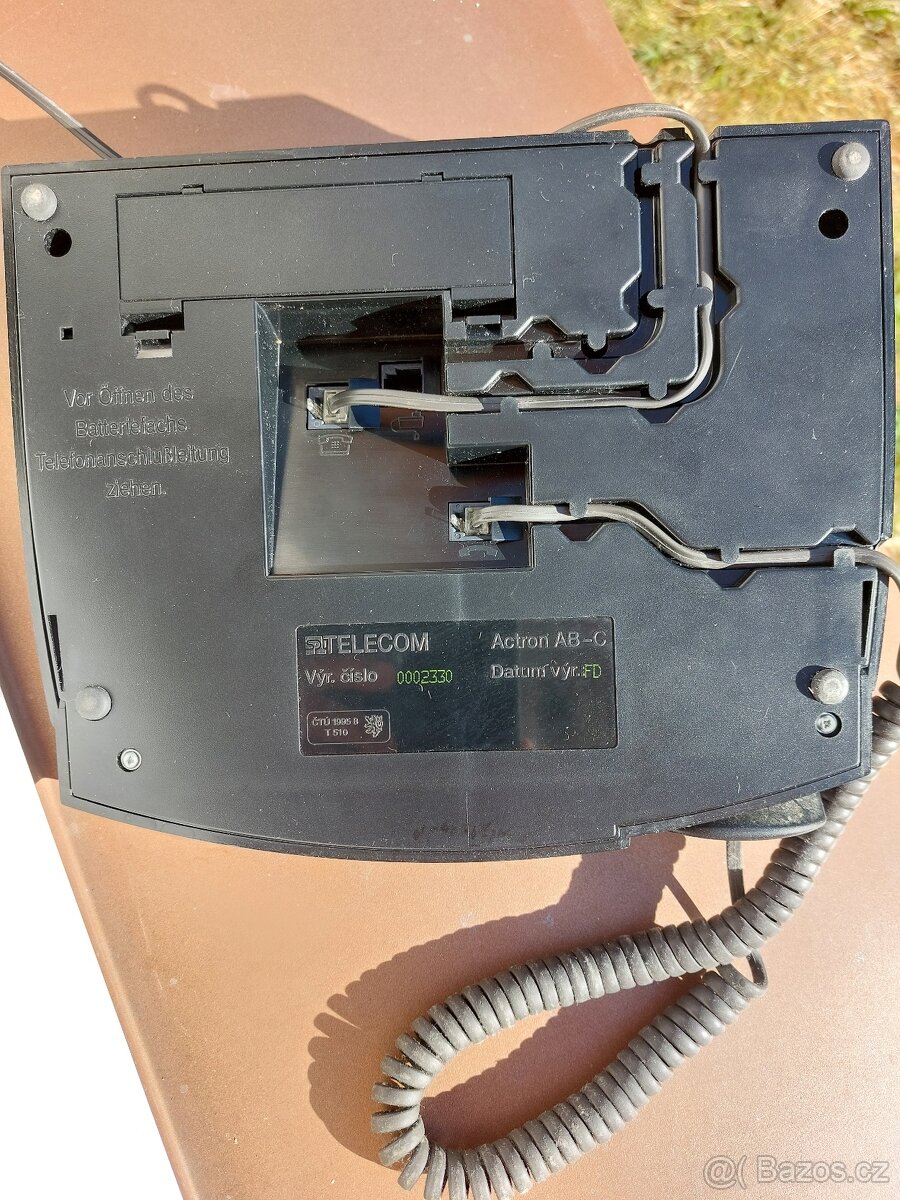 Prodej Stolní programovatelný telefon - 3