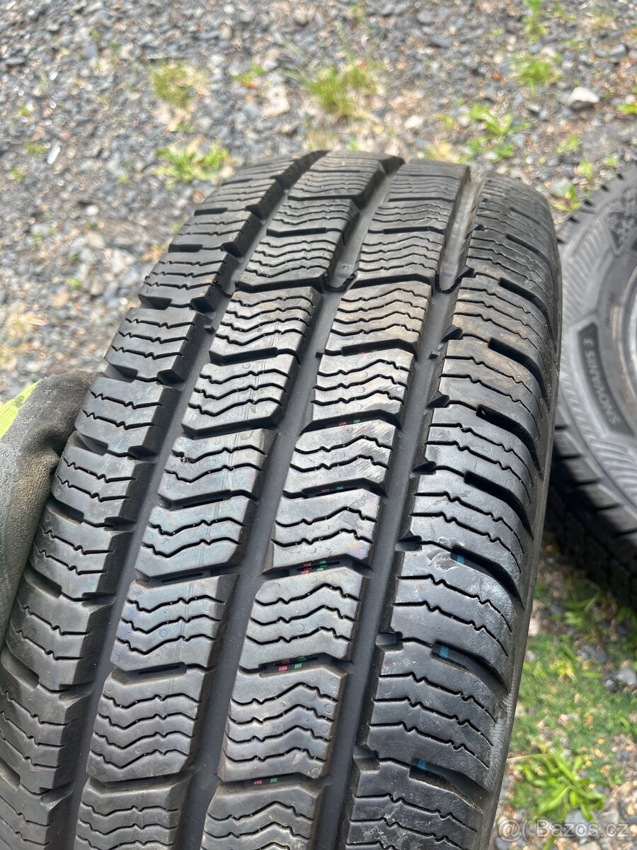 Zimní 215/65R16C 2ks - 3