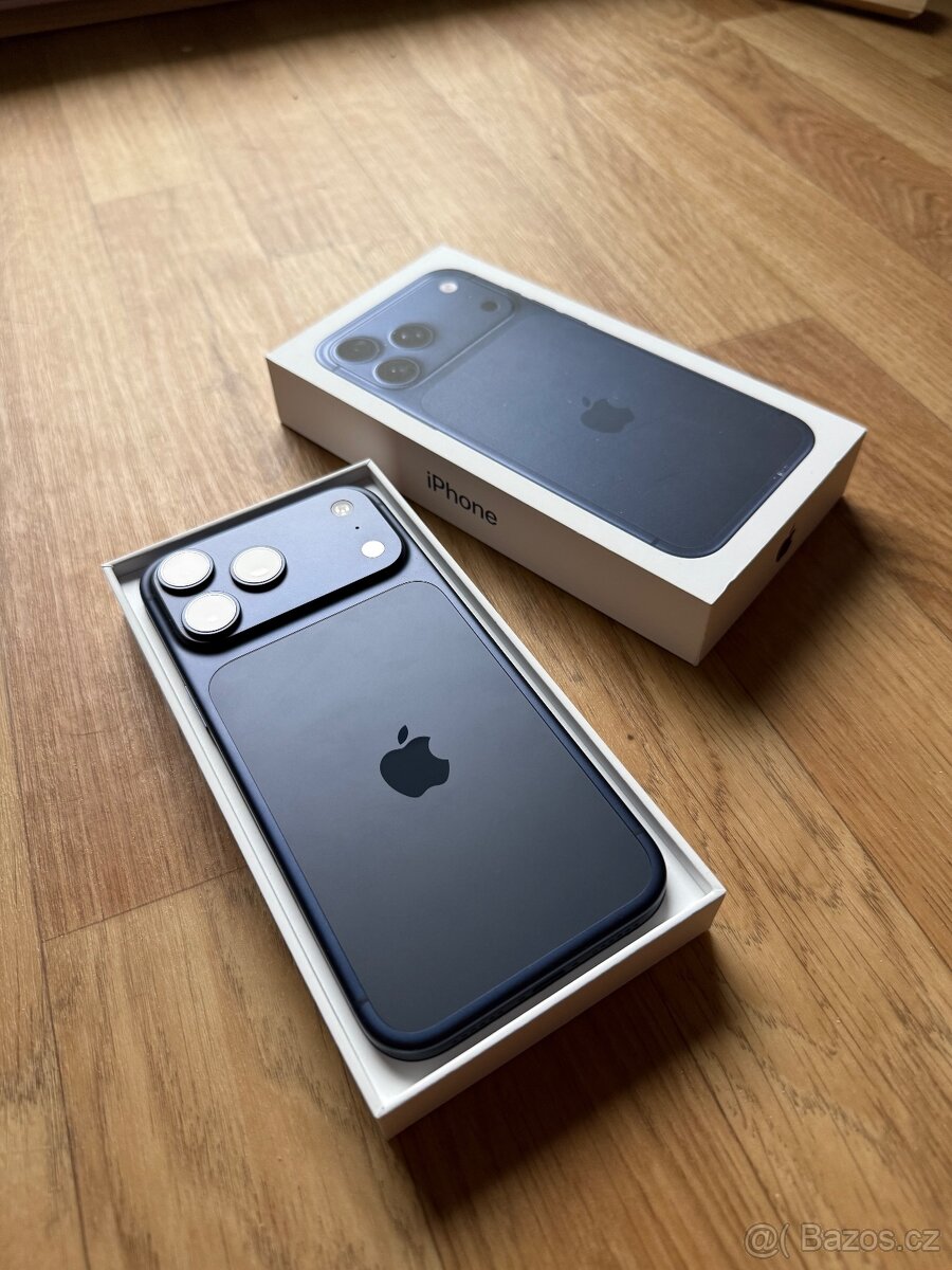 Apple iPhone 17 Pro Max 256GB modrý esim - 3