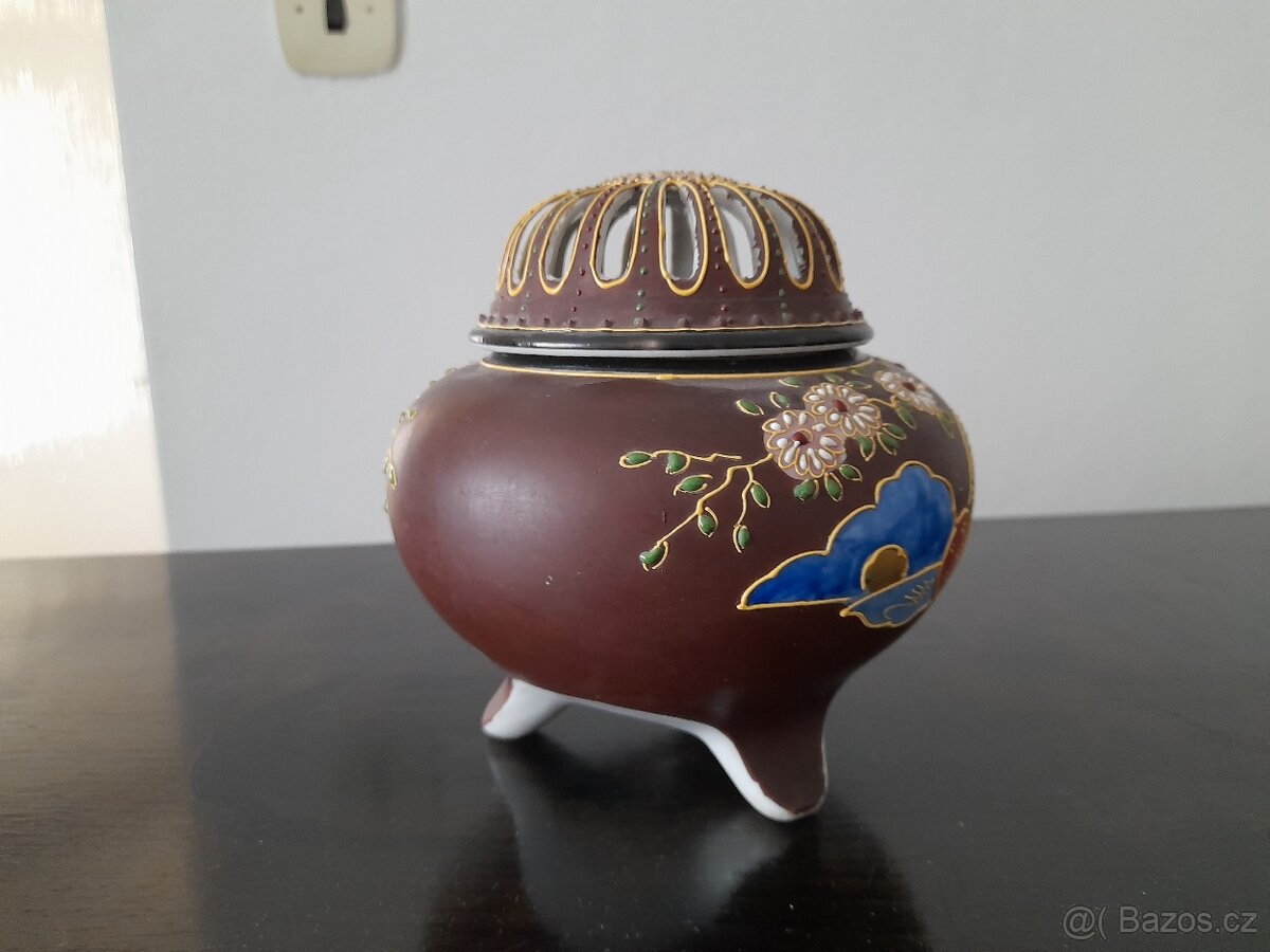 Staré japonské vykuřovadlo SATSUMA - 3