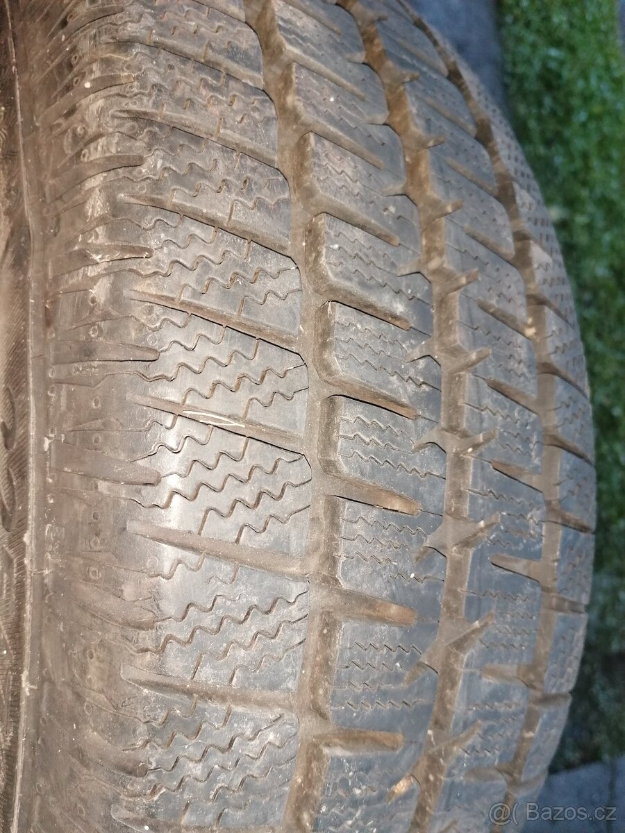 Zimní pneu s diskem - 3