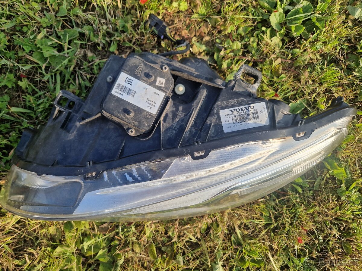 Leve predné svetlo Volvo S60, V60 - 3