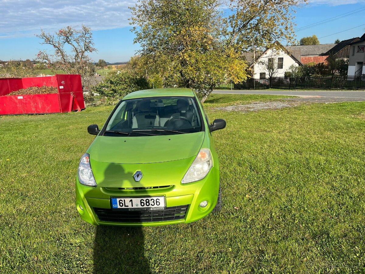 Prodám Clio 3 rv.2010 STK do 9/2027 - 3