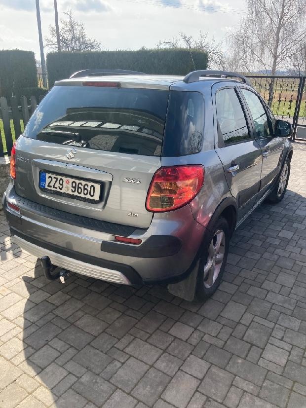 Suzuki SX4 - 3