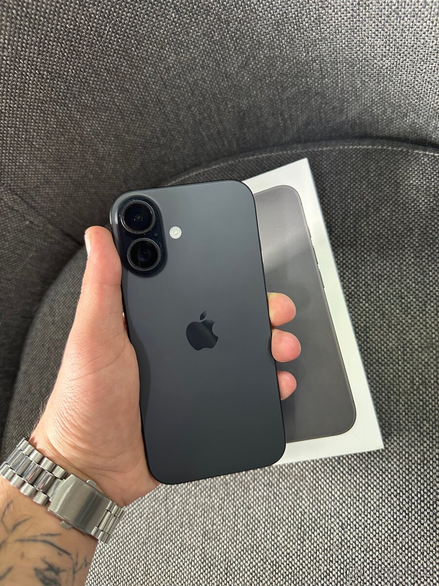 Apple Iphone 16, TOP STAV - 3