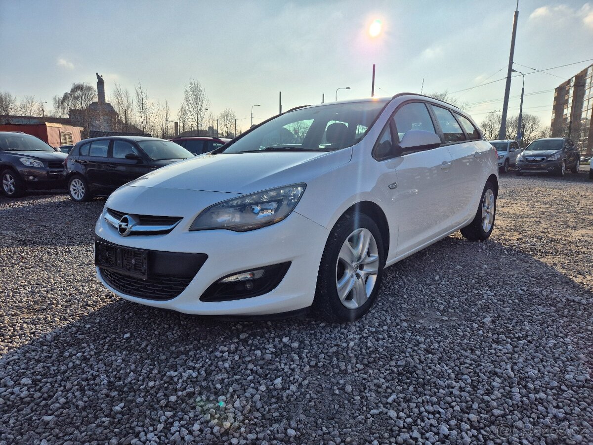 Opel Astra J,1.7CDTi,81KW,LED,SPORTS TOURER,R.V.2014 - 3
