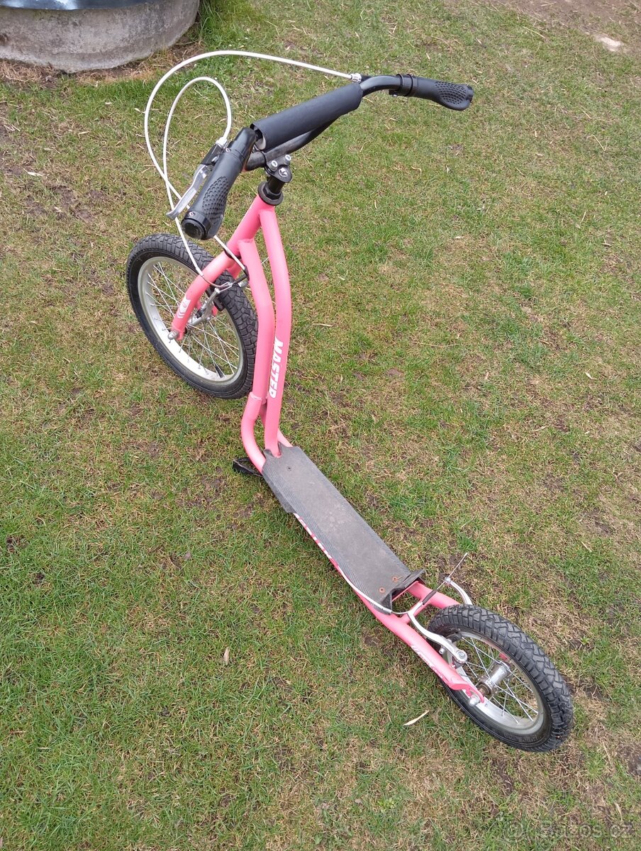 Dívčí koloběžka - 3