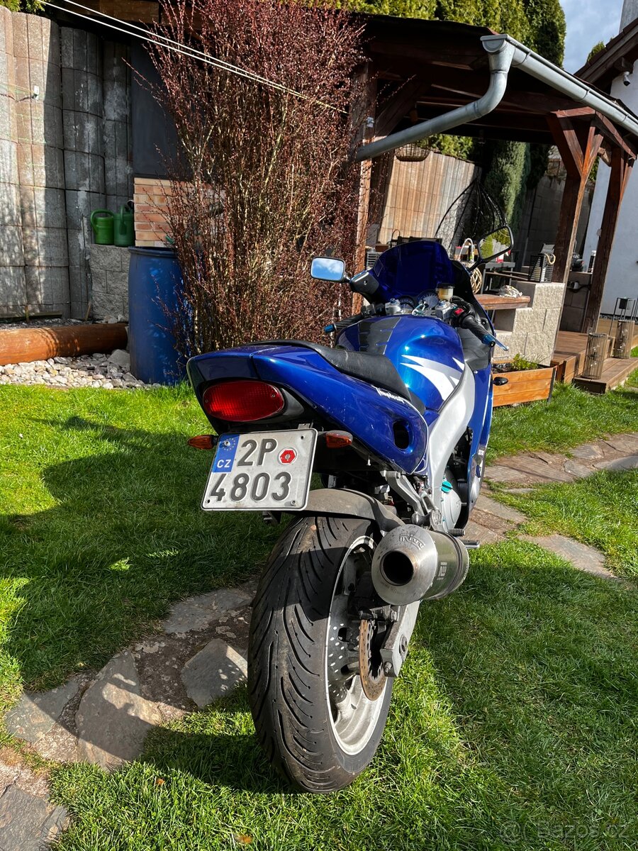 Yamaha yzf thundercat 600 - 3