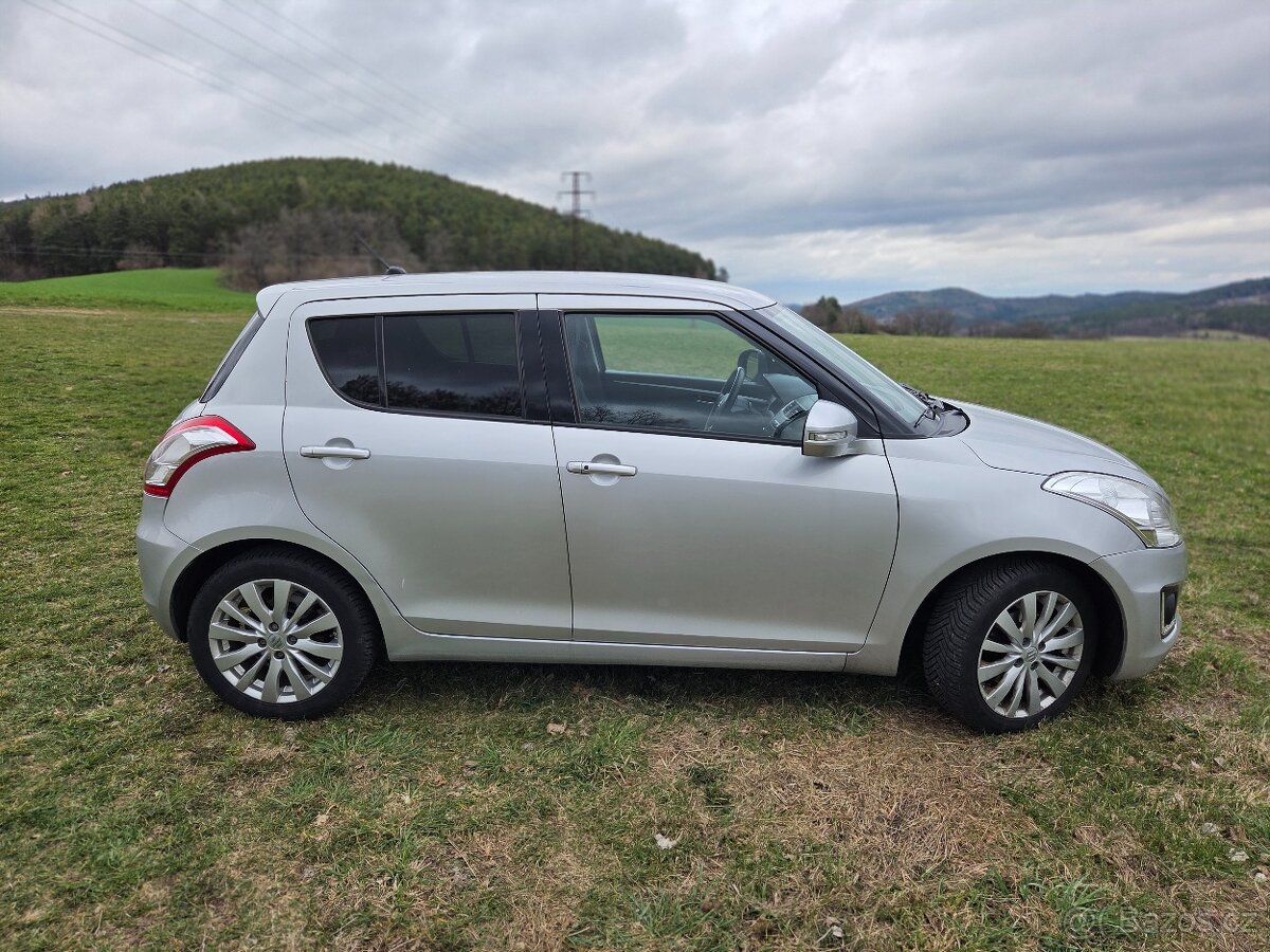 SUZUKI SWIFT 1,2 2015 - 3