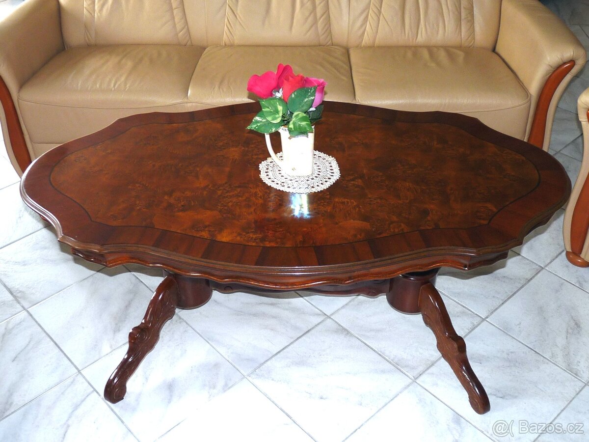 pěkný konferenční stolek ve stylu baroko - 3