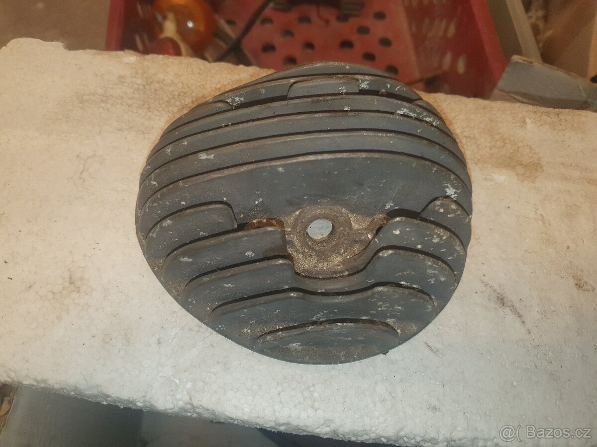 hlava motoru - 3