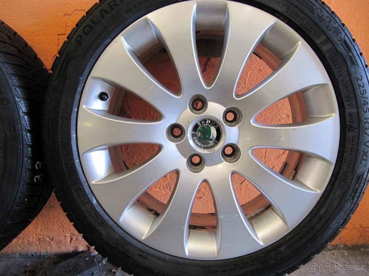 Alu Škoda + 225/45/17 Barum - 3
