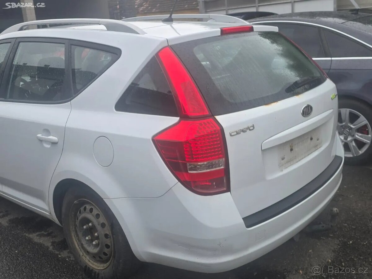 Kia Ceed - 3