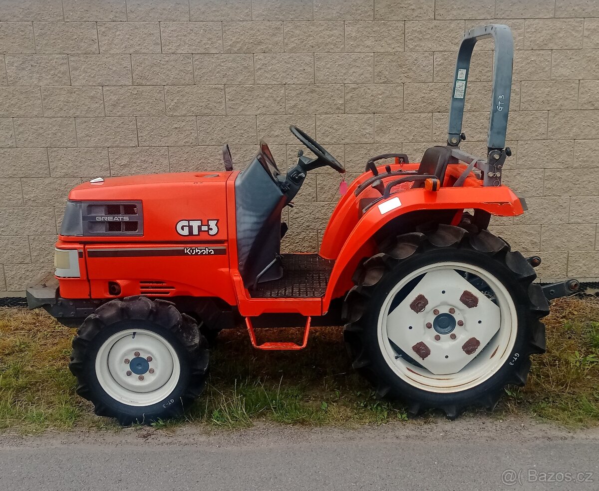 malotraktor Kubota GT3 - 3