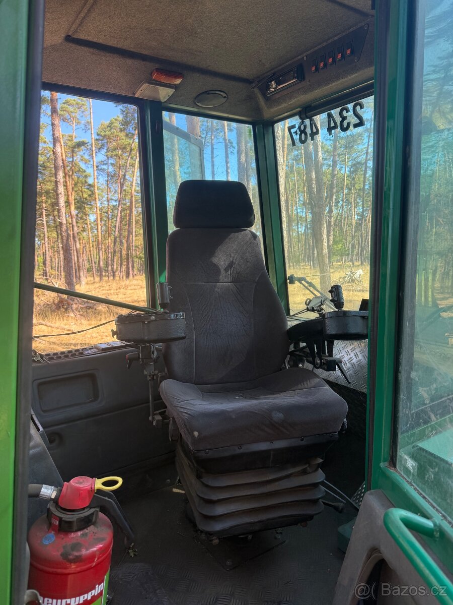 Timberjack 1010B - 3
