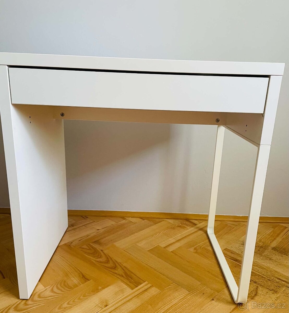 Psací stůl IKEA MICKE (bílá) - 3