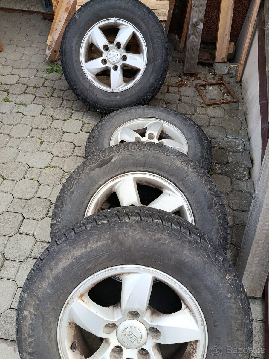 Sada zimních kol Kia 225/75R16 - 3