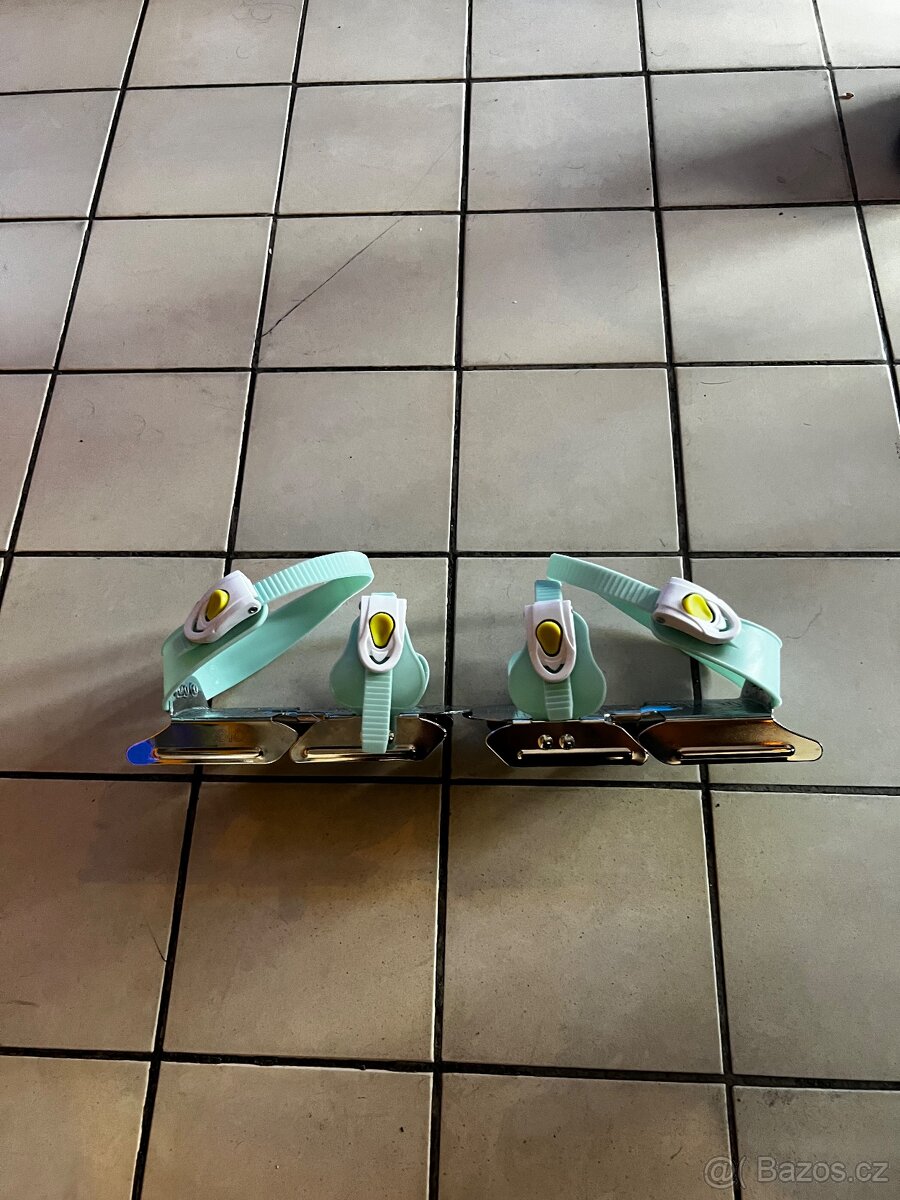 Lední brusle Oxelo Kačenky play 1 - 3