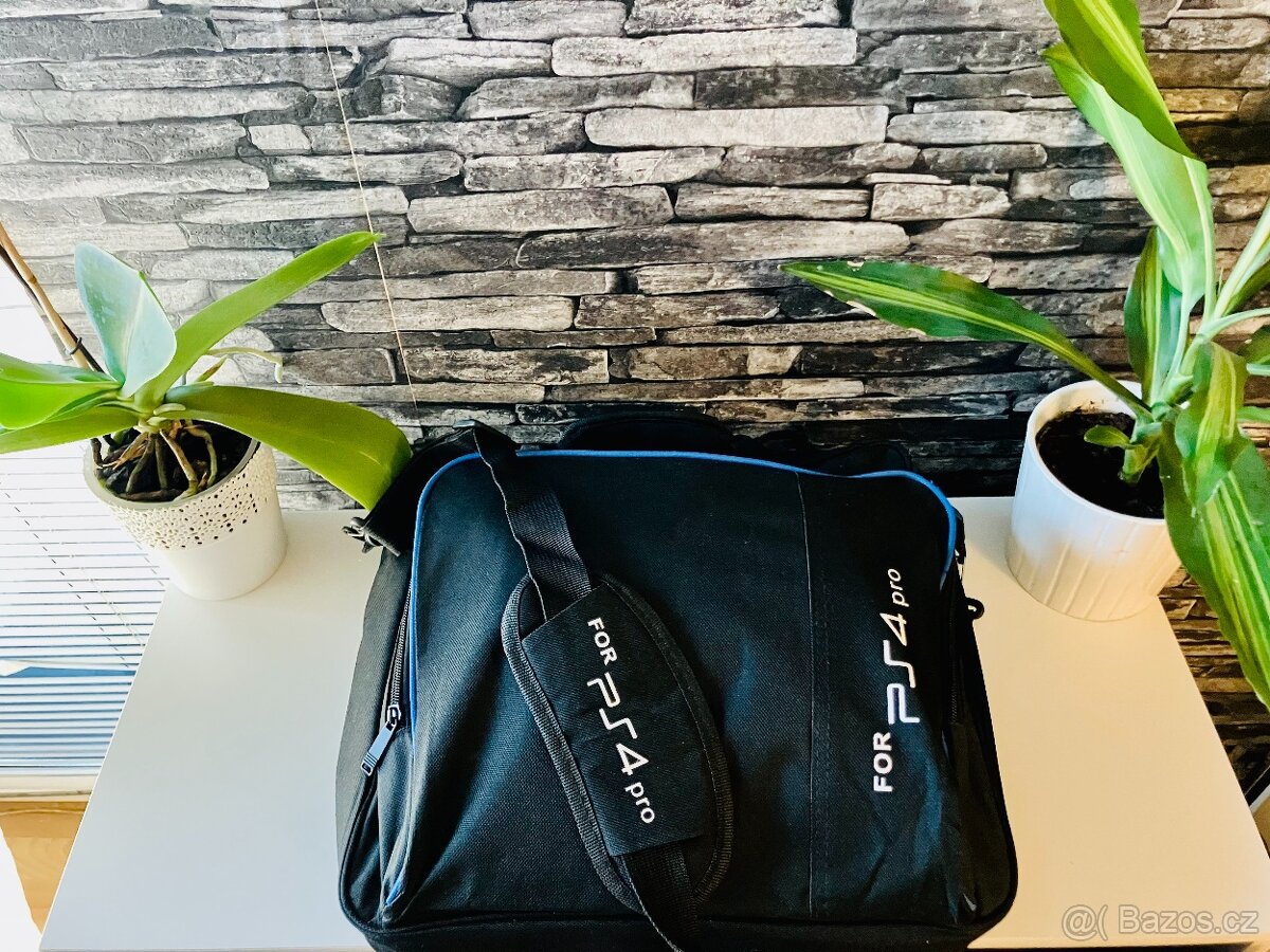 PlayStation 4 Slim 500 GB │ TOP VÁNOČNÍ KOMPLET │ 3 ovladače - 3