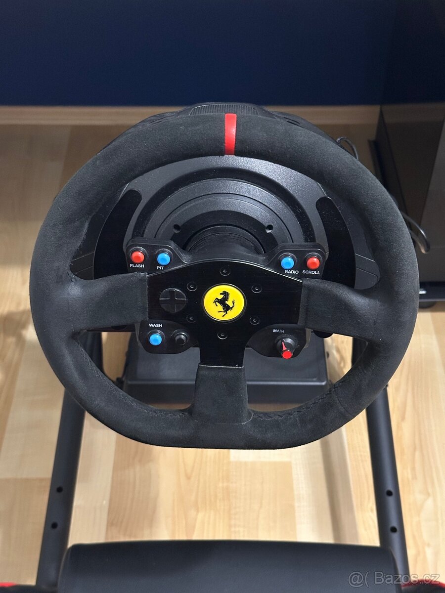 Thrustmaster T300 Ferrari + 2. volant + CZC Sim Rig - 3