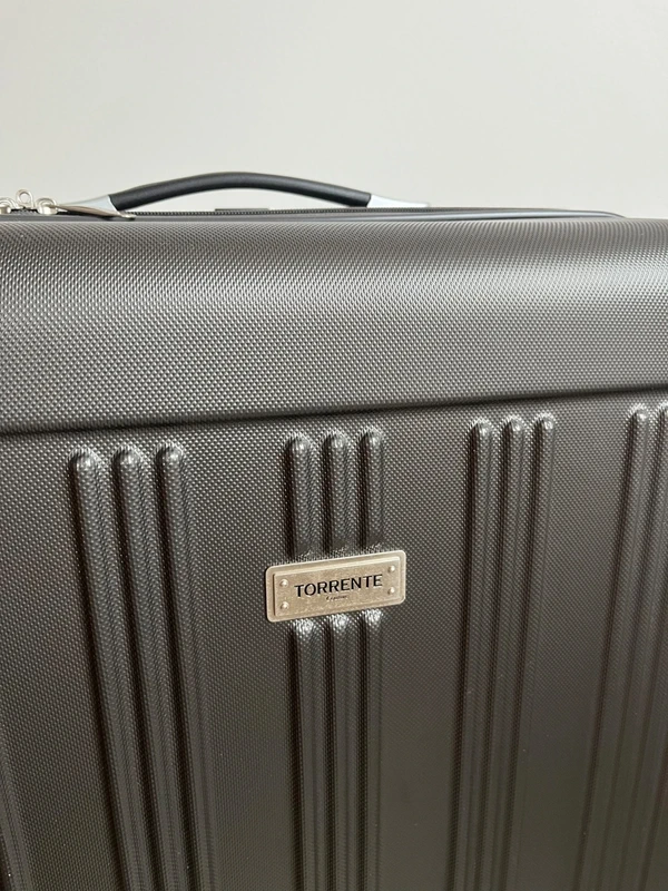 Velký skořápkový cestovní kufr Torrente Couture - 3