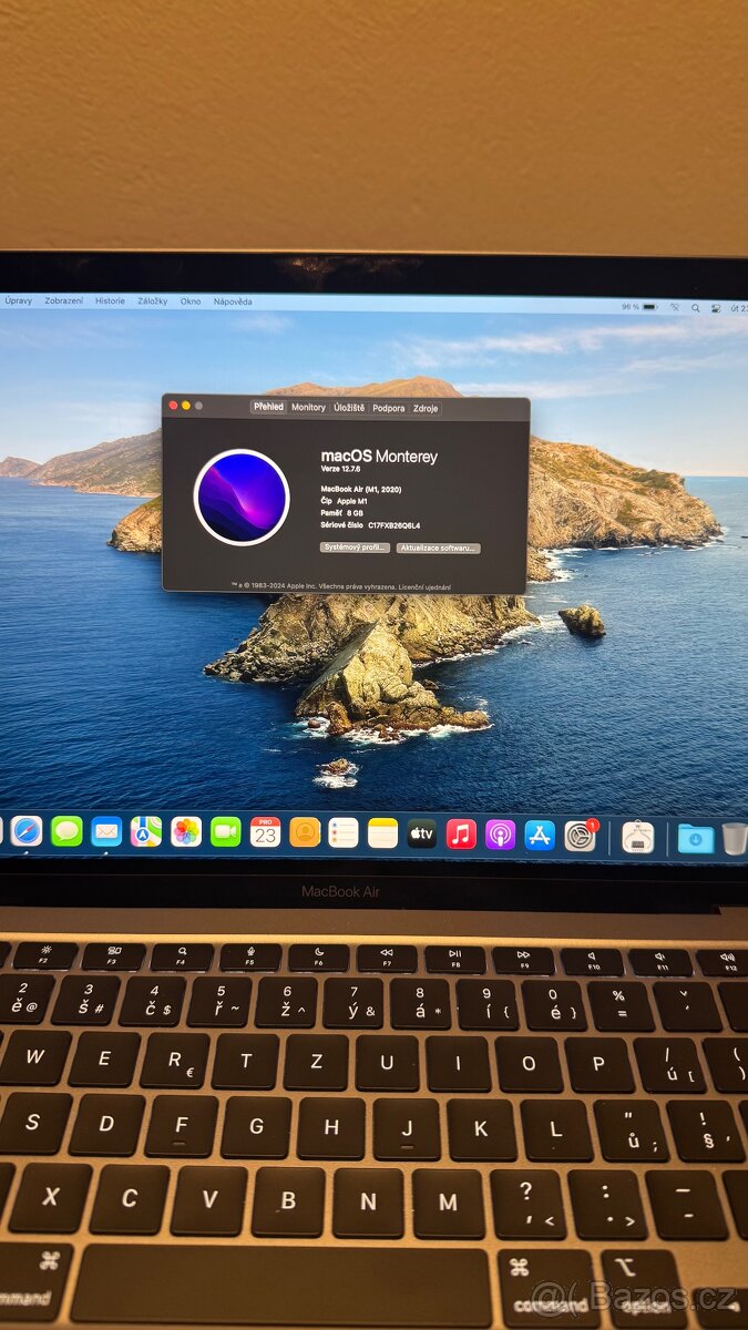 Apple MacBook Air M1 13" 8GB RAM 256GB SSD disc - 3