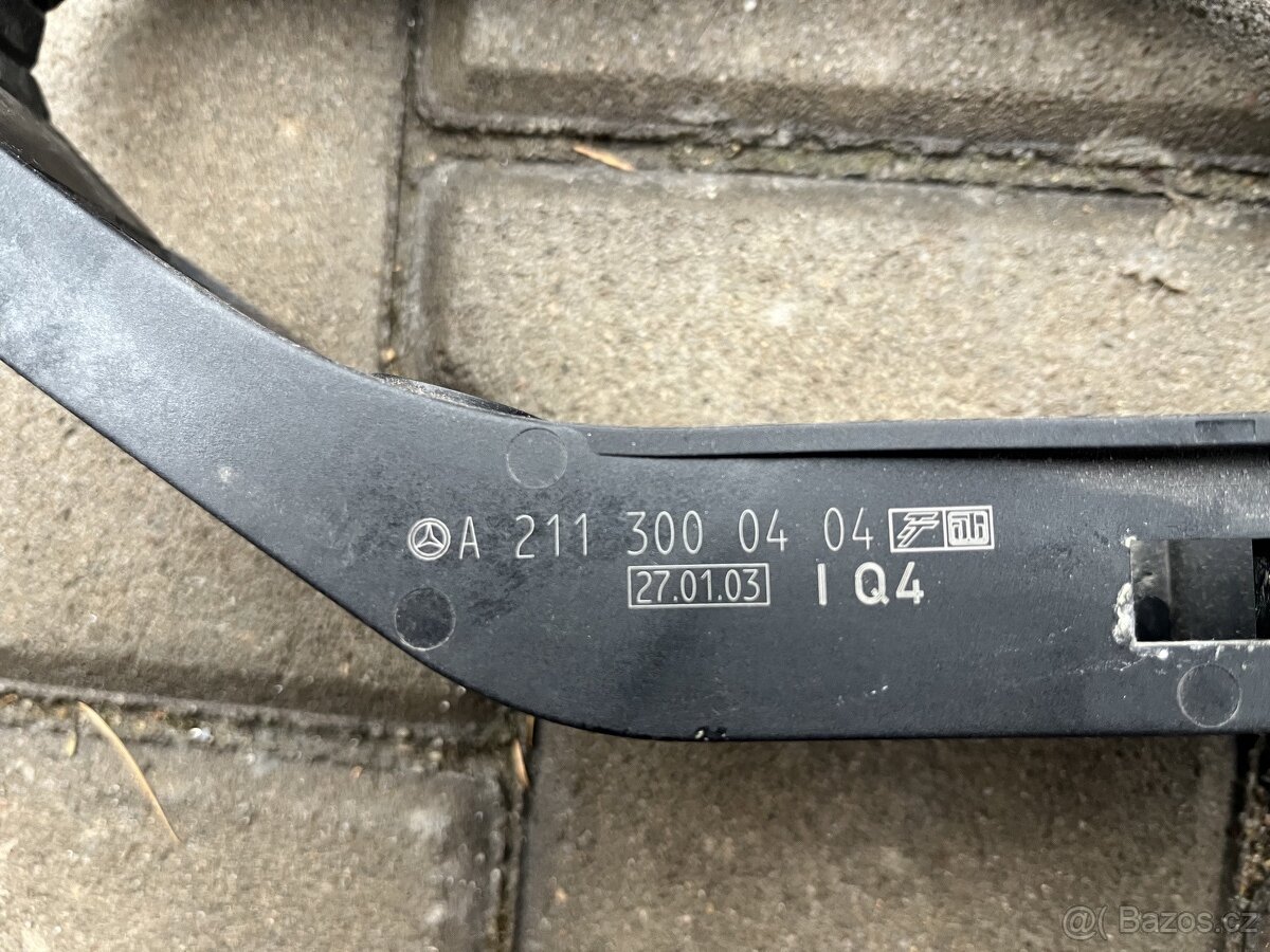 Mercedes W203 nárazník - 3