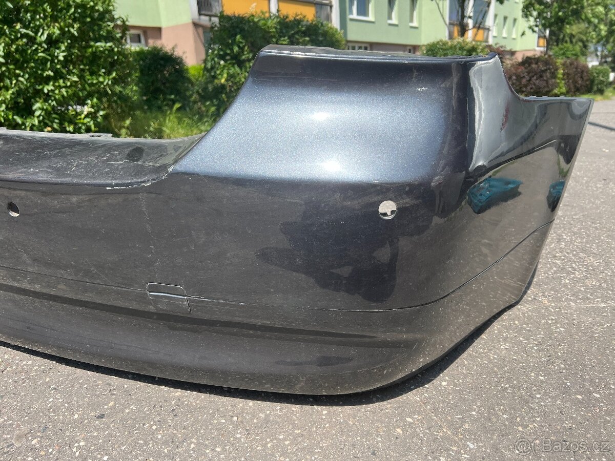 Zadní nárazník BMW E90 A22 Sparkling Graphite Metallic s PDC - 3