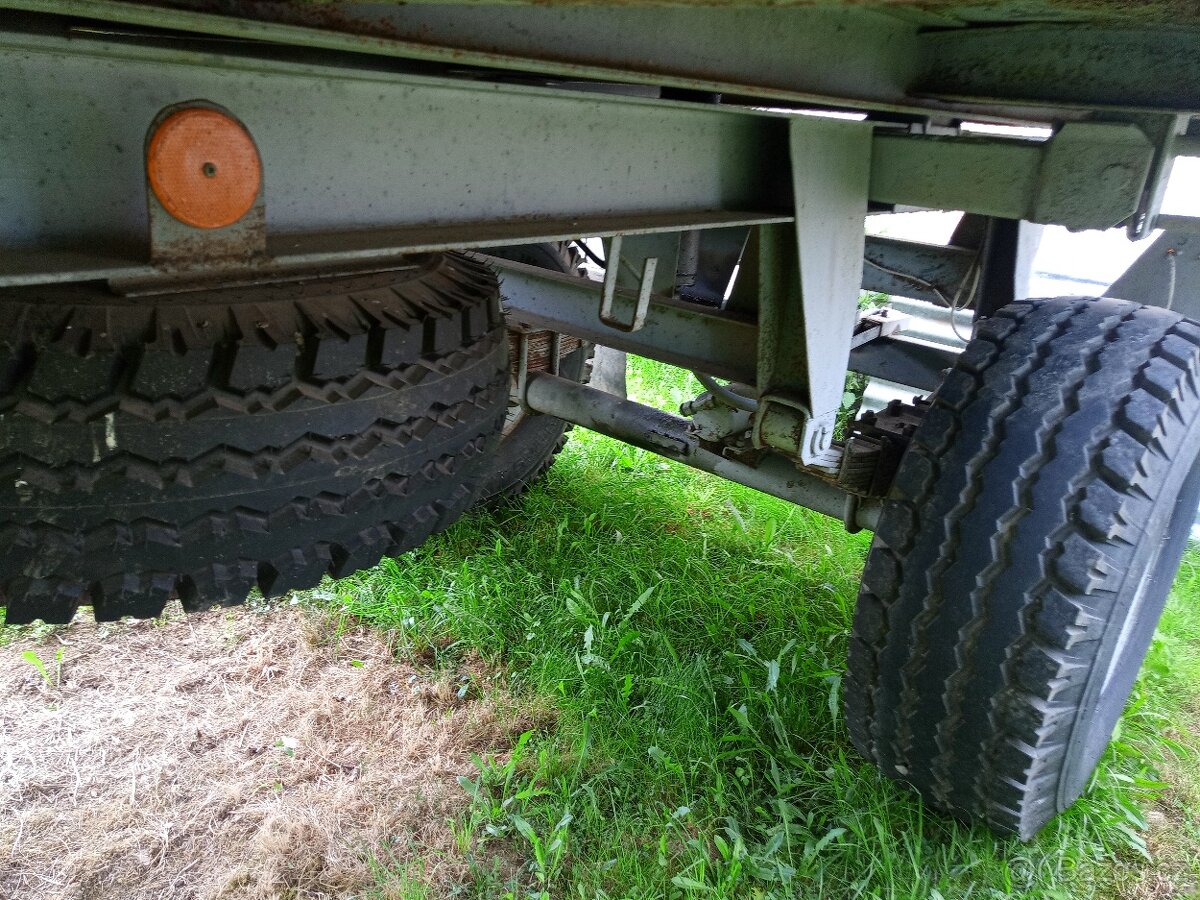 Vlek za traktor 8t - 3