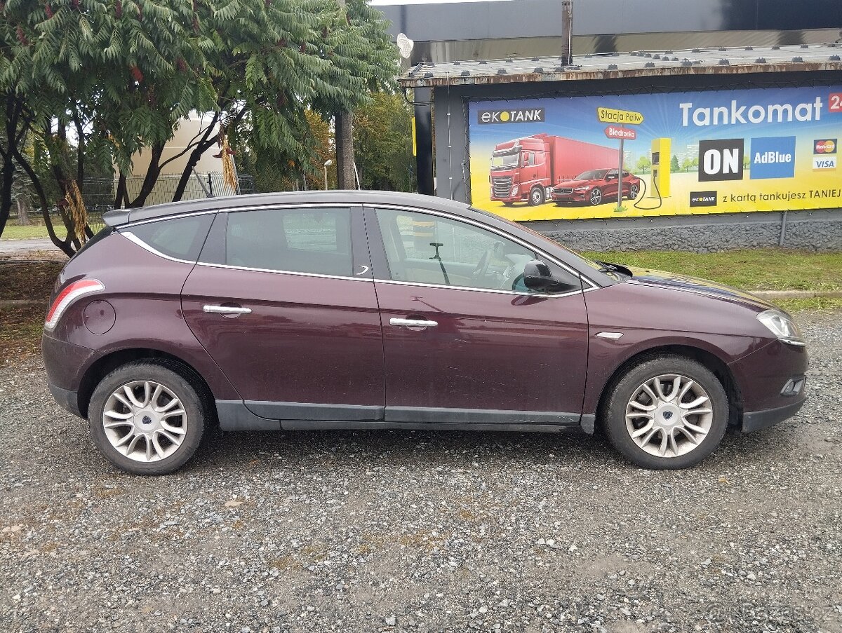 Lancia delta III 2 JTDM 121KW - 3