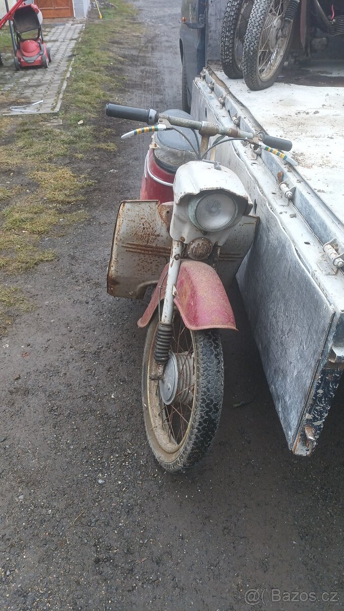 Jawa 20 pionýr - 3