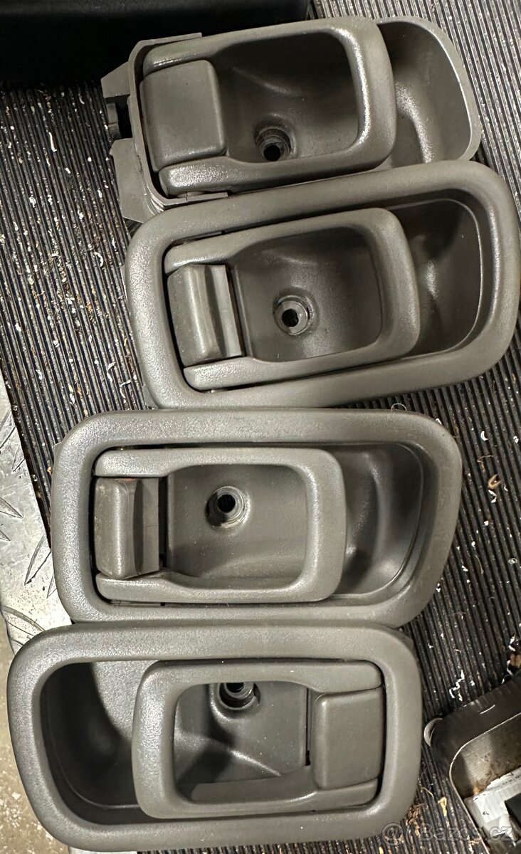 Tapce Nissan patrol y61 dlouhá