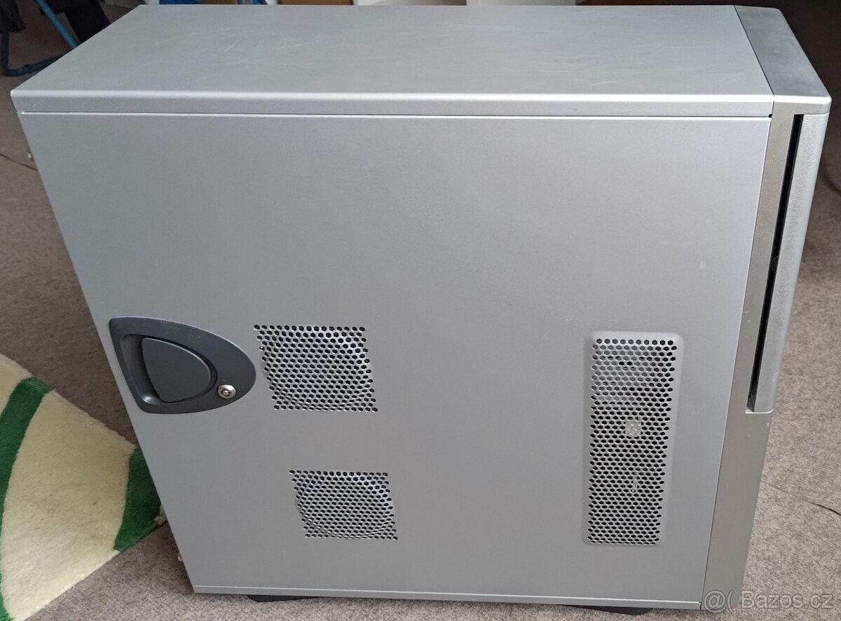 pocitac i7-3770K, 32 GB DDR3, GTX-1060 6 GB, 2xSSD 2xHDD - 3