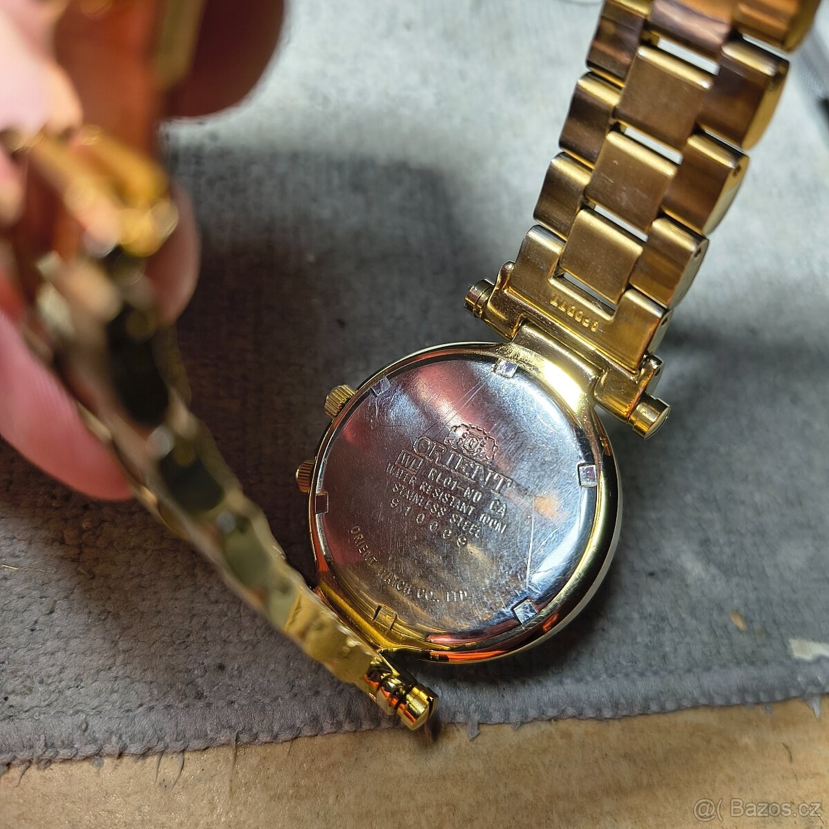 SLEVA Hodinky Orient quartz - 3