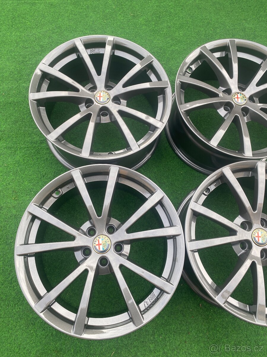 ALU KOLA ALFA ROMEO 5X98 R17’ 147 Q2 TI - 3