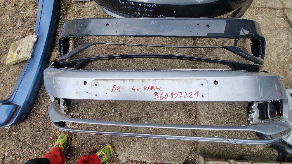 VW Passat B8 , kapota lampy blatníky výztuha pr. světlo - - 3