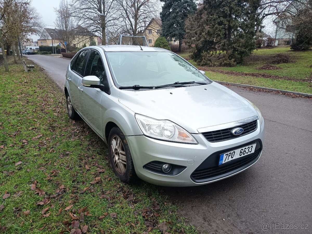 Focus 1.6 i 74kw rok 2011 - 3
