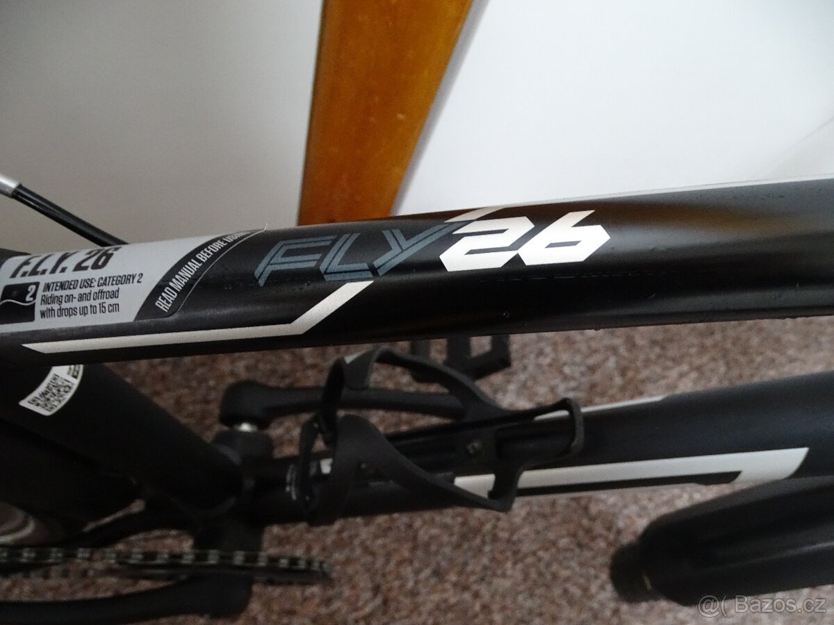 Superior Fly 26" Juniorské kolo Váha pouze 9,8 Kg Top Stav - 3