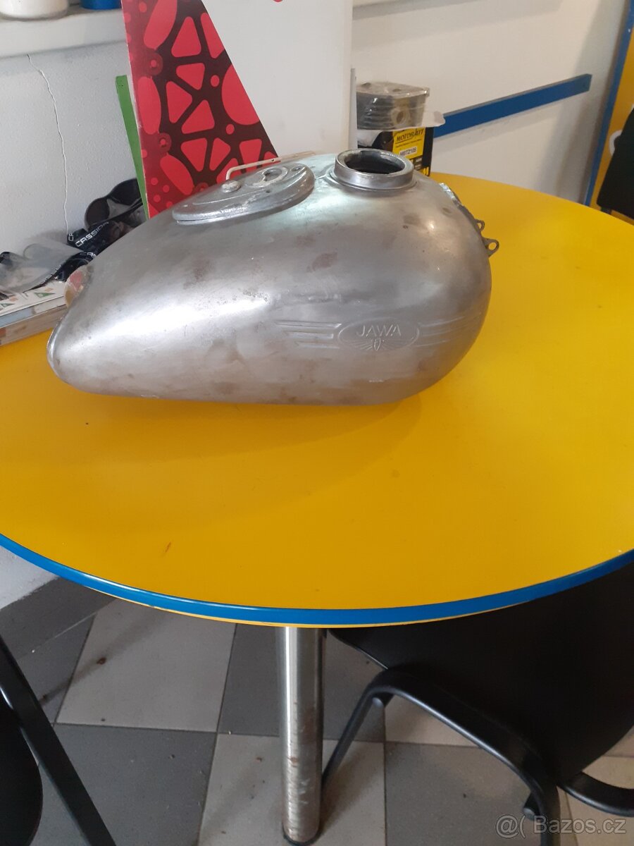 Jawa pérák nádrž - 3