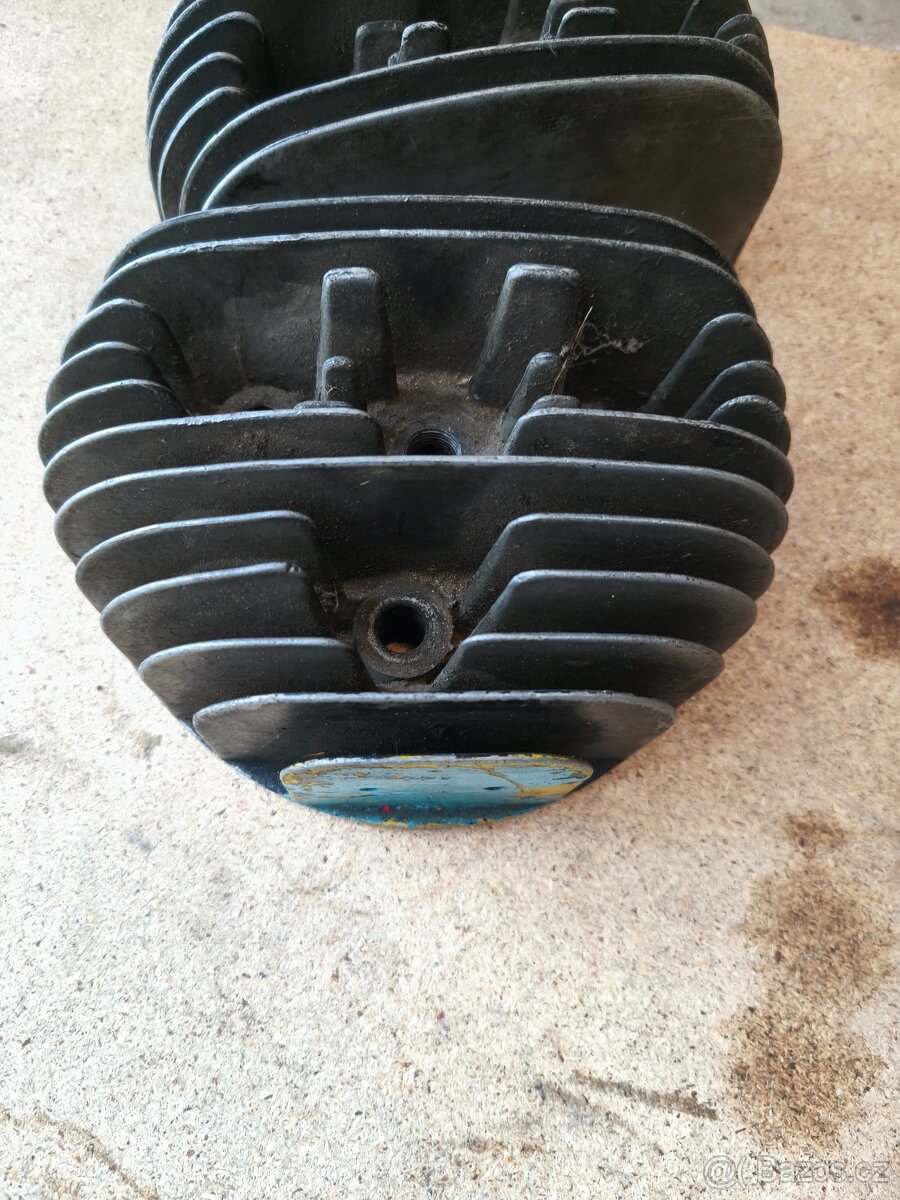 Hlavy válce Jawa 350/360 Panelka č.3 - 3