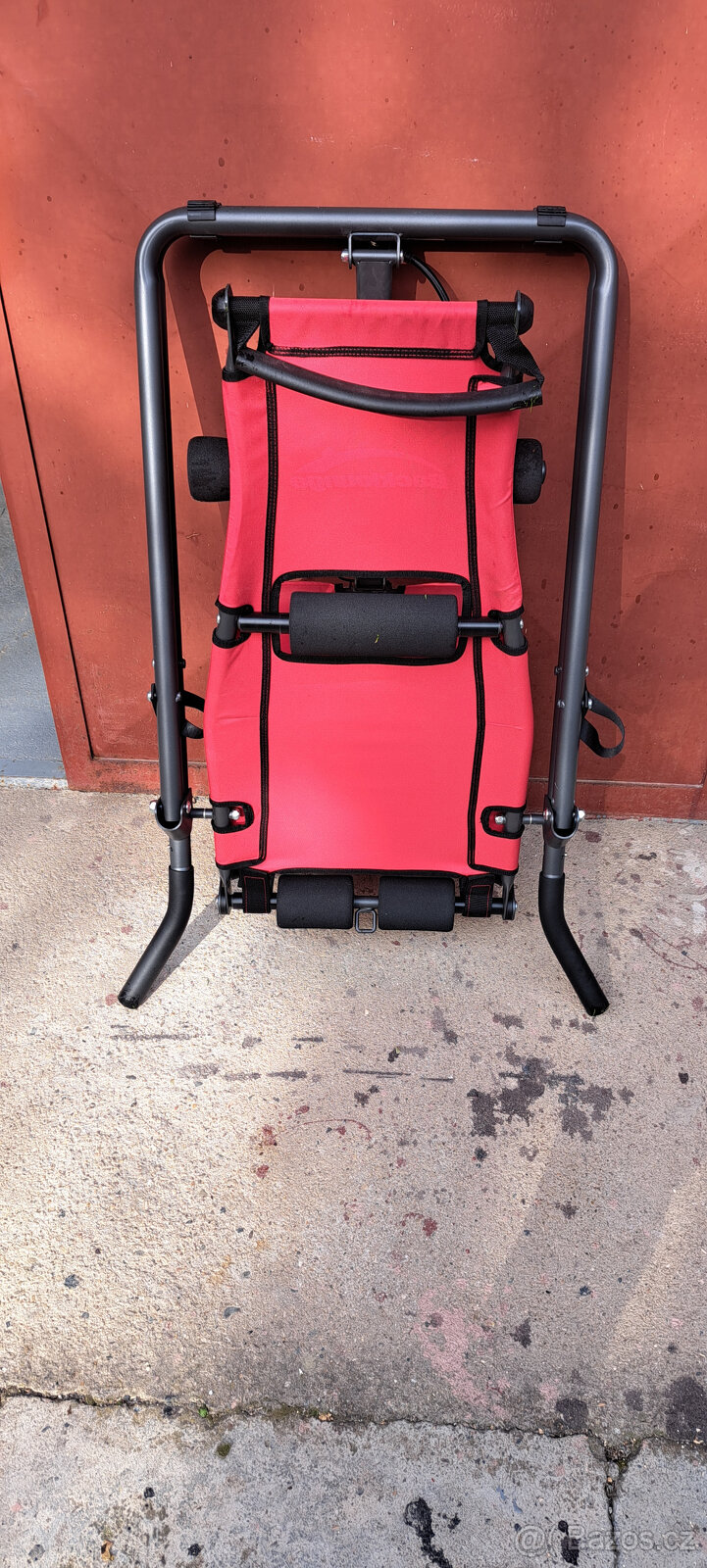 Posilovací stroj BACKLOUNGE - 3