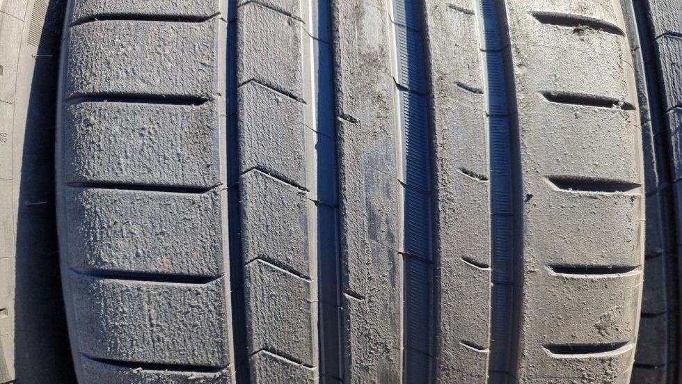 Letní pneu 305/30/21 Michelin - 3