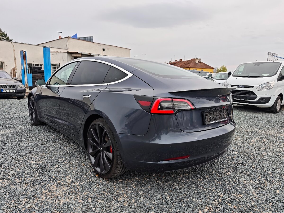 Tesla Model 3 Performance AWD | FSD | 94 880 km | 01/2020 - 3