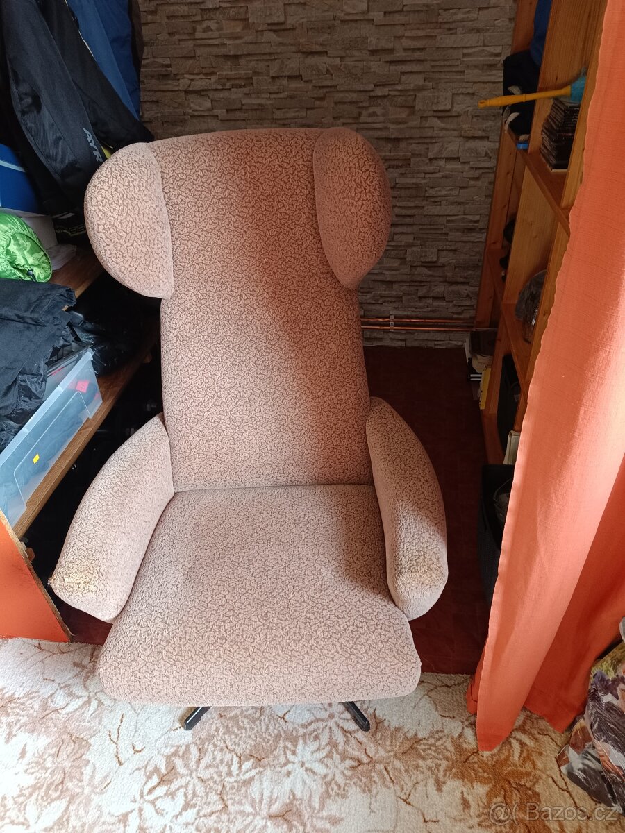Křeslo ušák - 3